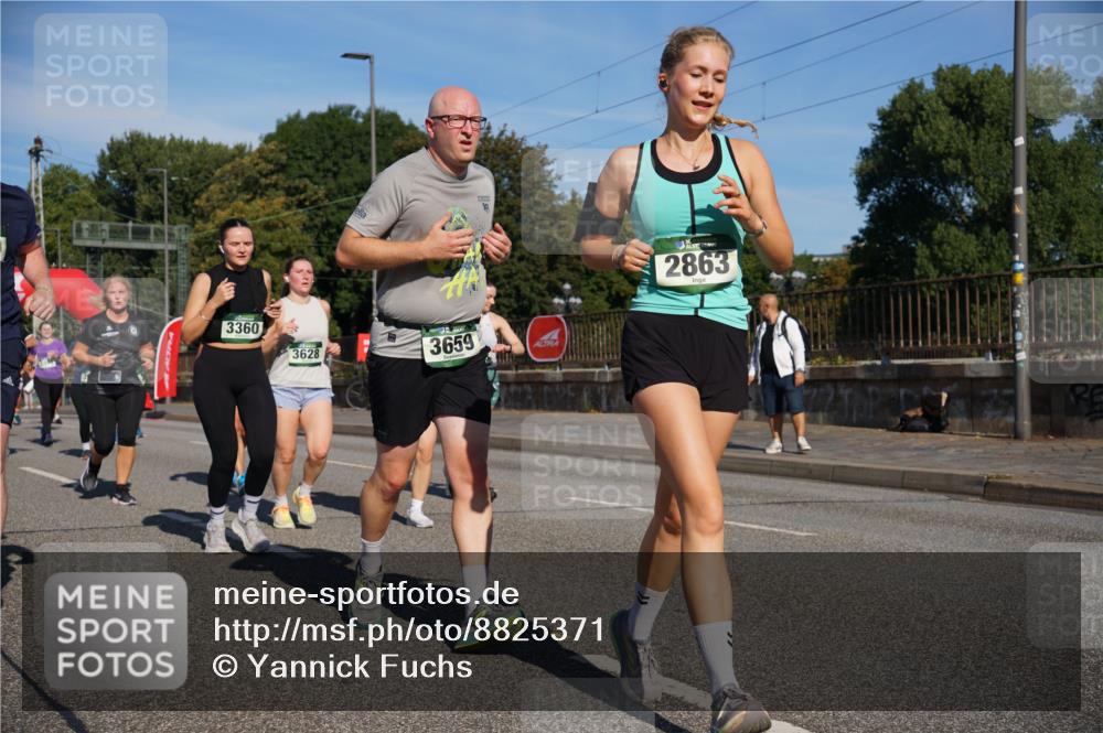 07.09.2025 - BARMER Alsterlauf Yannick Fuchs http://msf.ph/oto/8825371 07.09.2025 09:58:09 Laufen 3360, 3628, 3659, 2863 meine-sportfotos.de