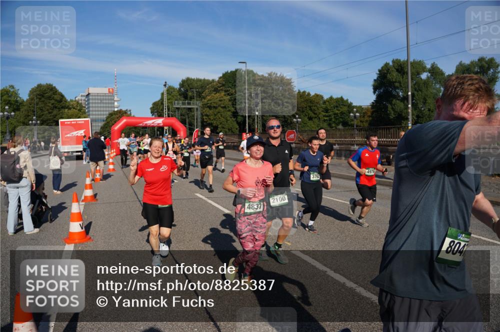 07.09.2025 - BARMER Alsterlauf Yannick Fuchs http://msf.ph/oto/8825387 07.09.2025 09:58:14 Laufen 4837, 2100, 3762, 4976, 804 meine-sportfotos.de