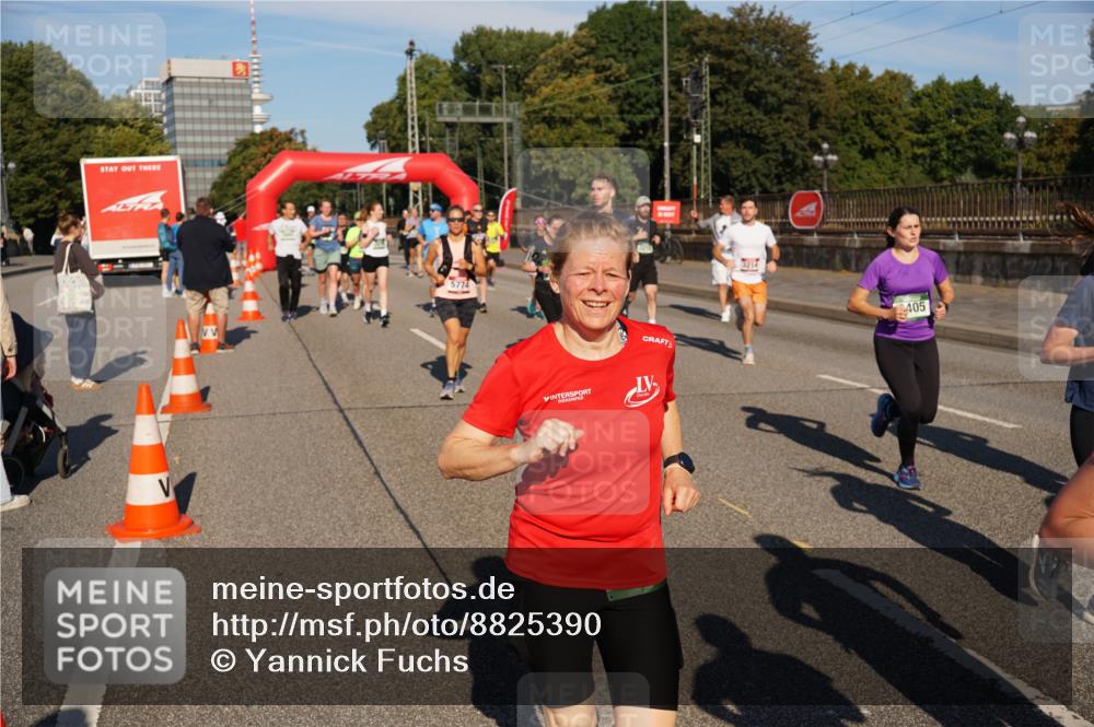 07.09.2025 - BARMER Alsterlauf Yannick Fuchs http://msf.ph/oto/8825390 07.09.2025 09:58:15 Laufen 5774, 3217, 405 meine-sportfotos.de