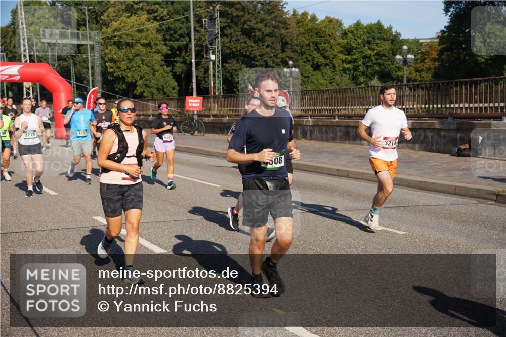 07.09.2025 - BARMER Alsterlauf Yannick Fuchs http://msf.ph/oto/8825394 07.09.2025 09:58:16 Laufen 08, 3270, 4707, 6325, 308, 3214 meine-sportfotos.de