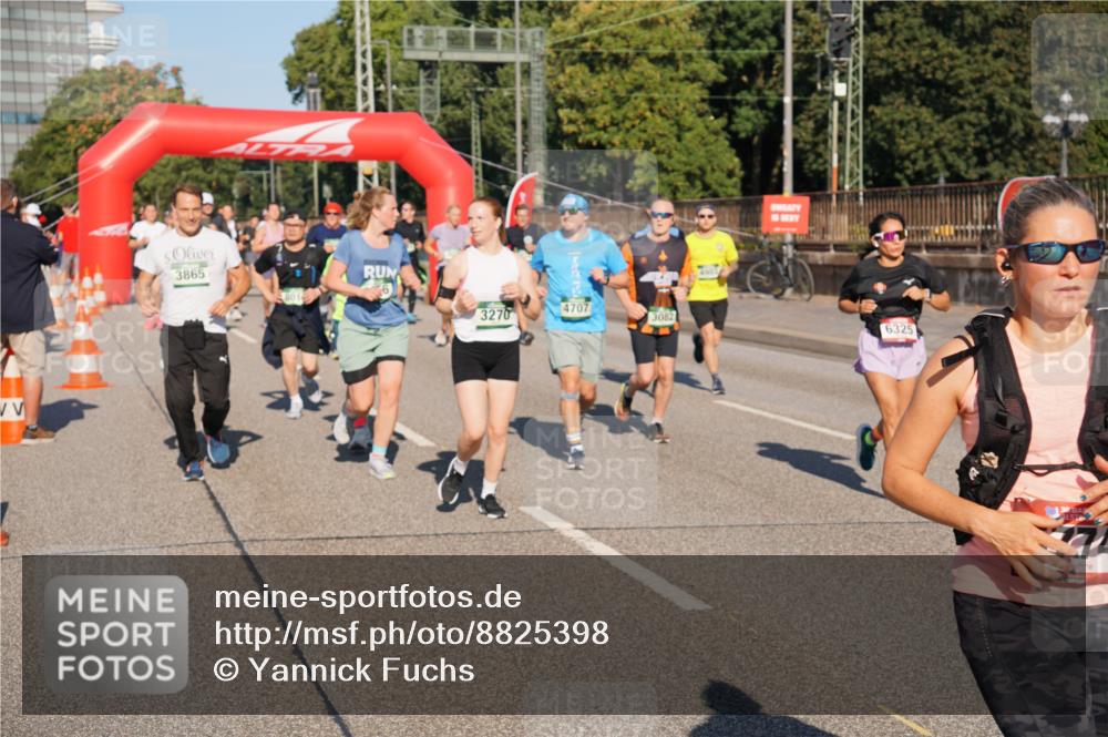 07.09.2025 - BARMER Alsterlauf Yannick Fuchs http://msf.ph/oto/8825398 07.09.2025 09:58:17 Laufen 3865, 4707, 3270, 3082, 6325 meine-sportfotos.de