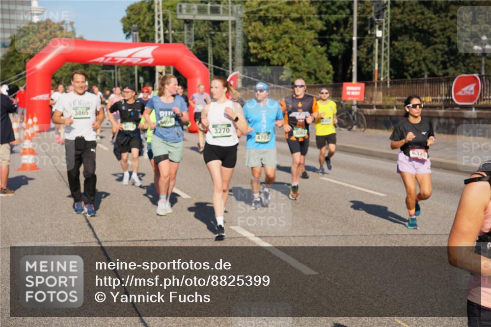 07.09.2025 - BARMER Alsterlauf Yannick Fuchs http://msf.ph/oto/8825399 07.09.2025 09:58:17 Laufen 3865, 6056, 3270, 3082, 4707, 6325 meine-sportfotos.de
