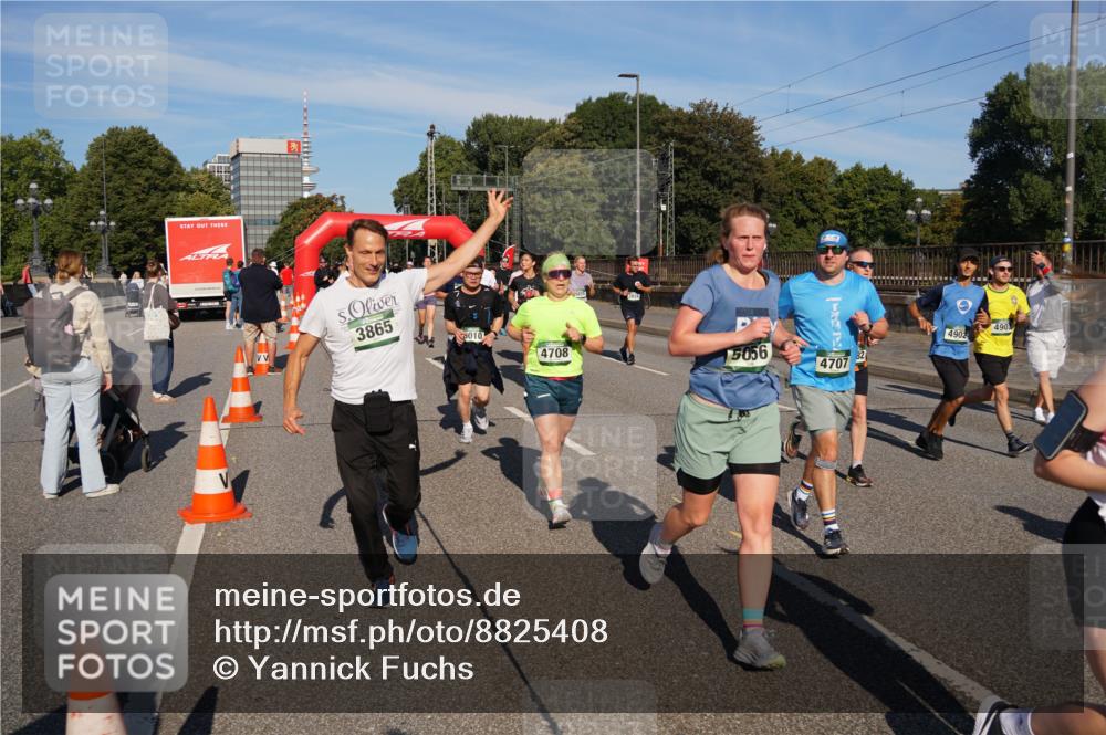 07.09.2025 - BARMER Alsterlauf Yannick Fuchs http://msf.ph/oto/8825408 07.09.2025 09:58:20 Laufen 3865, 010, 4708, 2024, 5056, 4707, 4903, 4902 meine-sportfotos.de