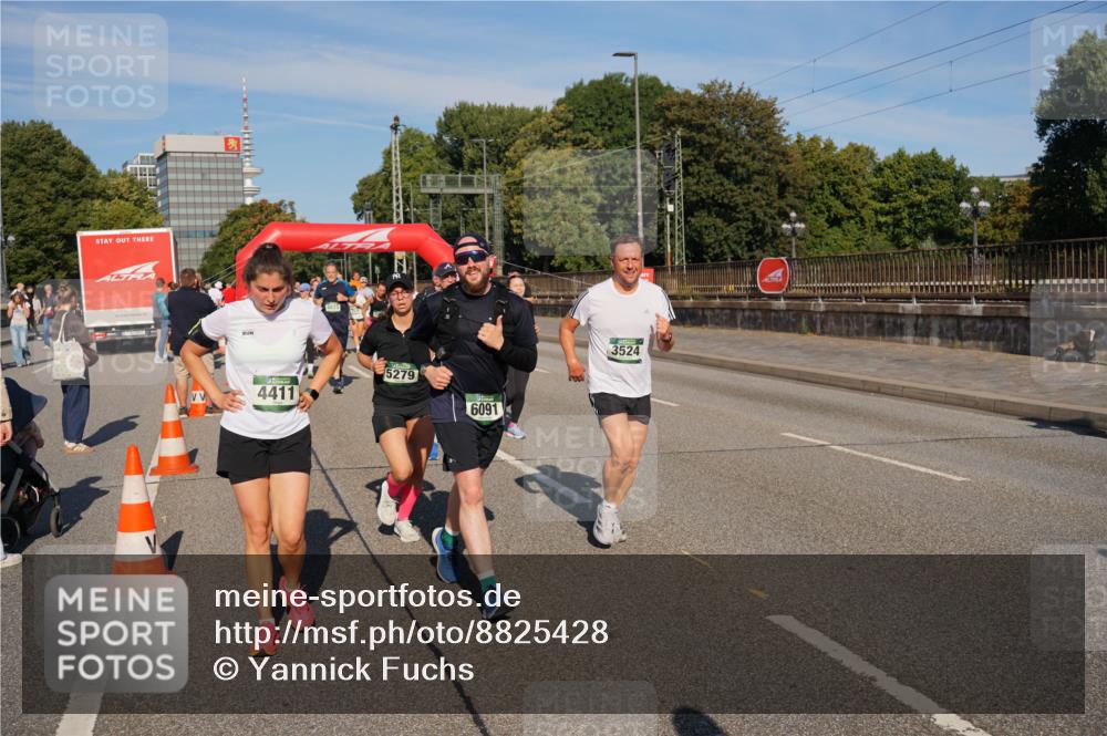 07.09.2025 - BARMER Alsterlauf Yannick Fuchs http://msf.ph/oto/8825428 07.09.2025 09:58:27 Laufen 5279, 4411, 6091, 3524 meine-sportfotos.de
