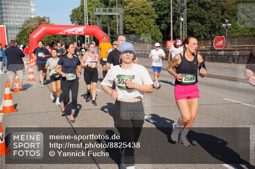 07.09.2025 - BARMER Alsterlauf Yannick Fuchs http://msf.ph/oto/8825438 07.09.2025 09:58:33 Laufen 2693, 5540, 55, 6058, 2589 meine-sportfotos.de