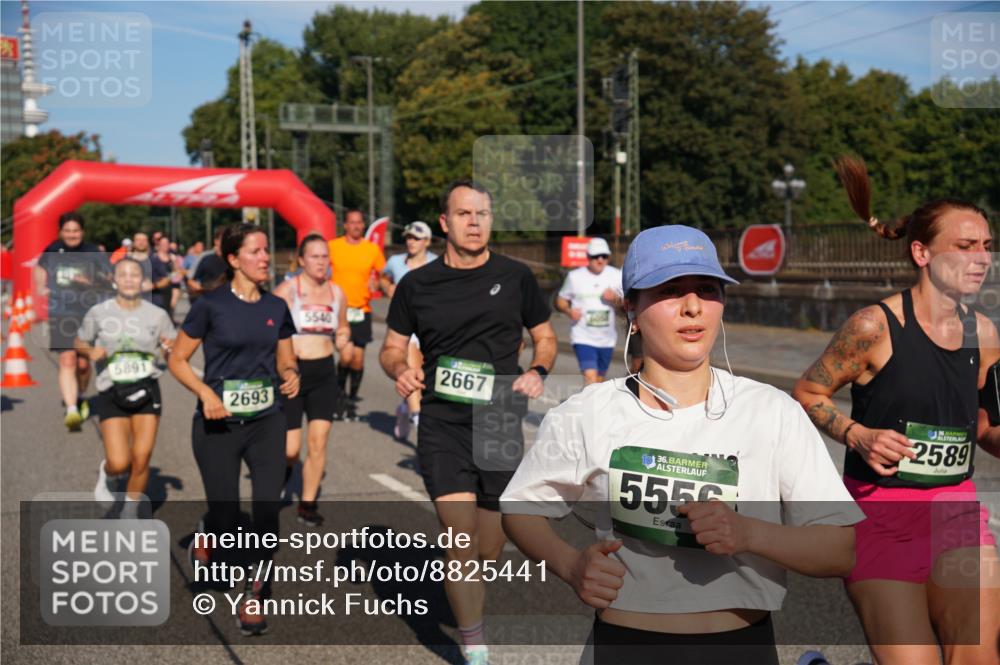 07.09.2025 - BARMER Alsterlauf Yannick Fuchs http://msf.ph/oto/8825441 07.09.2025 09:58:33 Laufen 5891, 2693, 5540, 2667, 10, 36, 555, 2589 meine-sportfotos.de