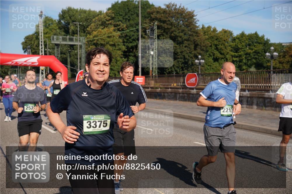 07.09.2025 - BARMER Alsterlauf Yannick Fuchs http://msf.ph/oto/8825450 07.09.2025 09:58:37 Laufen 2522, 36, 3375, 2217 meine-sportfotos.de