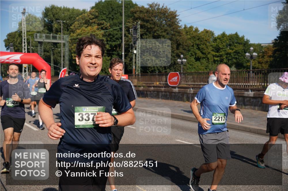 07.09.2025 - BARMER Alsterlauf Yannick Fuchs http://msf.ph/oto/8825451 07.09.2025 09:58:37 Laufen 2522, 5312, 36, 337, 2217 meine-sportfotos.de