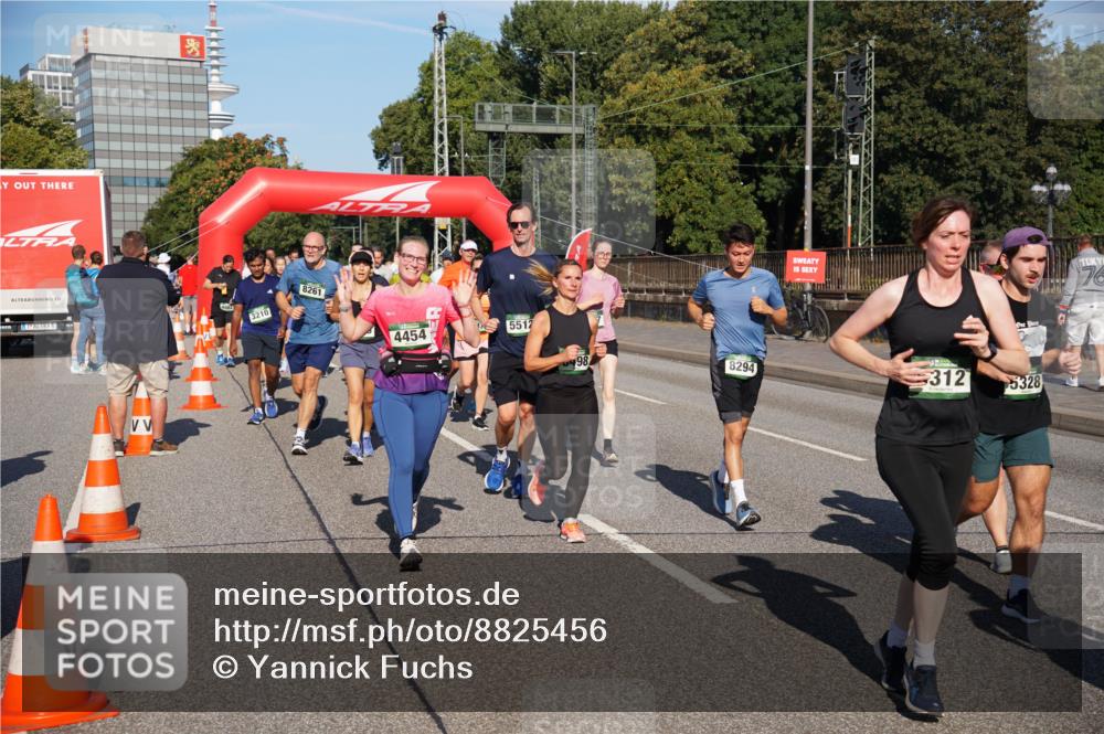 07.09.2025 - BARMER Alsterlauf Yannick Fuchs http://msf.ph/oto/8825456 07.09.2025 09:58:40 Laufen 3210, 8261, 4454, 5512, 498, 8294, 312, 15328, 76 meine-sportfotos.de