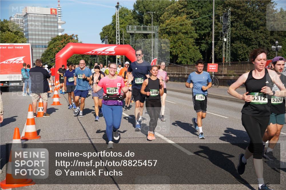 07.09.2025 - BARMER Alsterlauf Yannick Fuchs http://msf.ph/oto/8825457 07.09.2025 09:58:40 Laufen 3210, 826, 4454, 5512, 3498, 8, 8294, 5312, 5328 meine-sportfotos.de