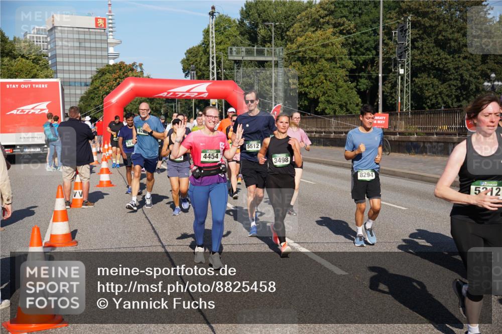 07.09.2025 - BARMER Alsterlauf Yannick Fuchs http://msf.ph/oto/8825458 07.09.2025 09:58:40 Laufen 32, 826, 5512, 4454, 3498, 8294, 5212 meine-sportfotos.de