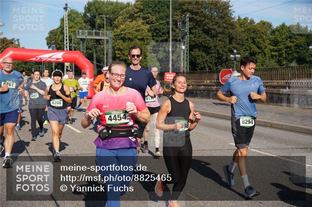 07.09.2025 - BARMER Alsterlauf Yannick Fuchs http://msf.ph/oto/8825465 07.09.2025 09:58:42 Laufen 2261, 4085, 4266, 4454, 614, 198, 8294 meine-sportfotos.de