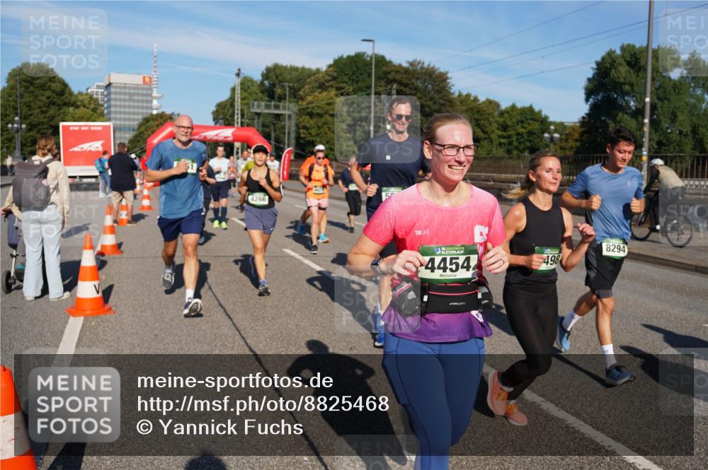 07.09.2025 - BARMER Alsterlauf Yannick Fuchs http://msf.ph/oto/8825468 07.09.2025 09:58:42 Laufen 4266, 707, 36, 4454, 498, 8294 meine-sportfotos.de