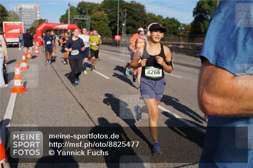 07.09.2025 - BARMER Alsterlauf Yannick Fuchs http://msf.ph/oto/8825477 07.09.2025 09:58:44 Laufen 4266 meine-sportfotos.de