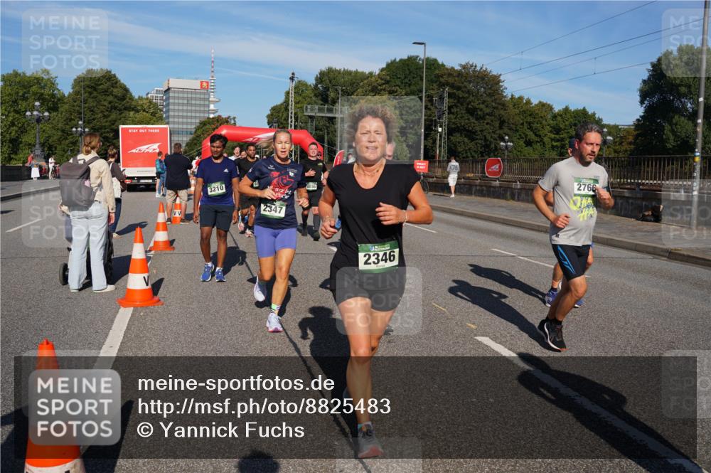 07.09.2025 - BARMER Alsterlauf Yannick Fuchs http://msf.ph/oto/8825483 07.09.2025 09:58:47 Laufen 3210, 2347, 2346, 2766 meine-sportfotos.de