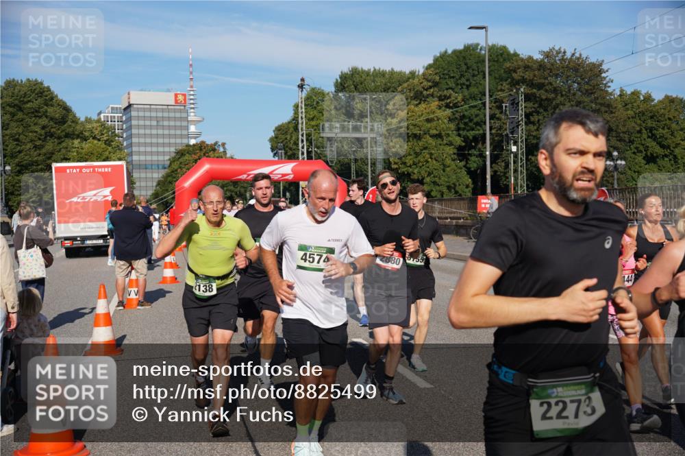 07.09.2025 - BARMER Alsterlauf Yannick Fuchs http://msf.ph/oto/8825499 07.09.2025 09:58:54 Laufen 138, 2880, 0755, 4574, 36, 2273, 144 meine-sportfotos.de