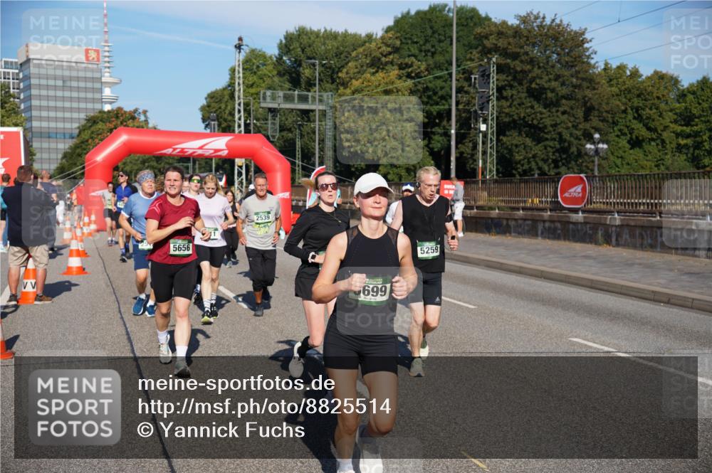 07.09.2025 - BARMER Alsterlauf Yannick Fuchs http://msf.ph/oto/8825514 07.09.2025 09:58:57 Laufen 5656, 2539, 699, 5259 meine-sportfotos.de