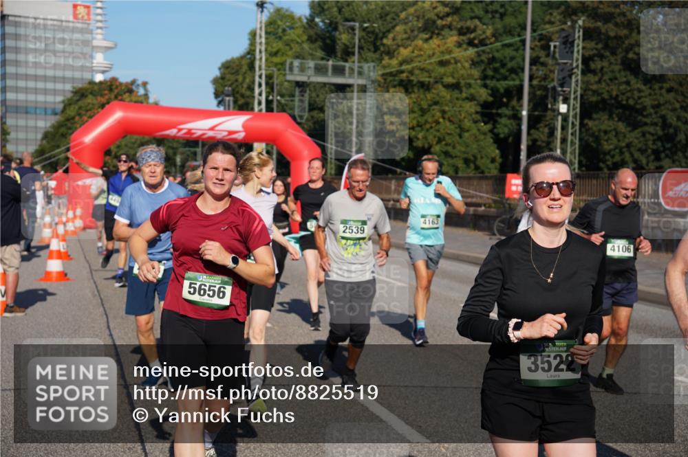 07.09.2025 - BARMER Alsterlauf Yannick Fuchs http://msf.ph/oto/8825519 07.09.2025 09:58:58 Laufen 5656, 2539, 4163, 36, 3522, 4106 meine-sportfotos.de