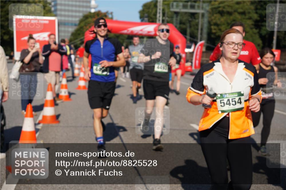 07.09.2025 - BARMER Alsterlauf Yannick Fuchs http://msf.ph/oto/8825528 07.09.2025 09:59:01 Laufen 4493, 5454 meine-sportfotos.de