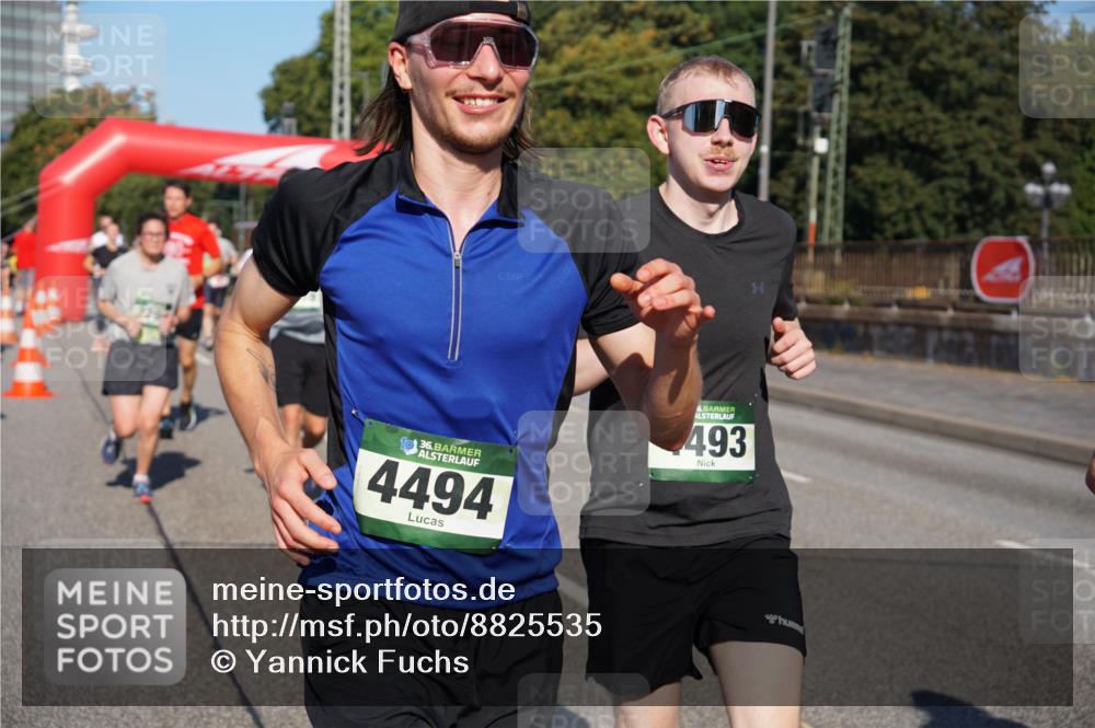 07.09.2025 - BARMER Alsterlauf Yannick Fuchs http://msf.ph/oto/8825535 07.09.2025 09:59:03 Laufen 16, 36, 4494, 6, 493 meine-sportfotos.de