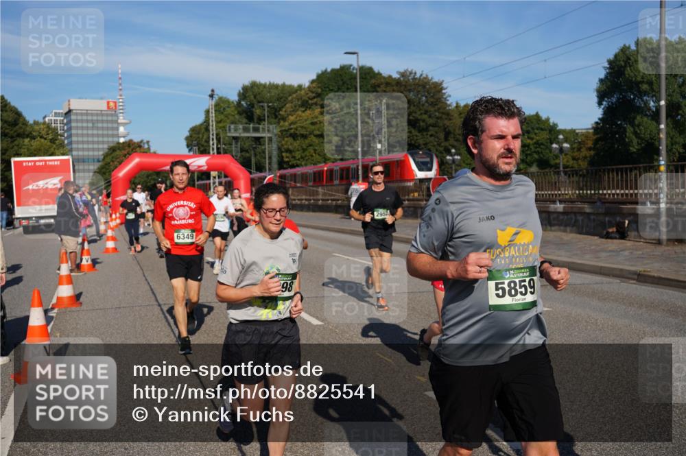 07.09.2025 - BARMER Alsterlauf Yannick Fuchs http://msf.ph/oto/8825541 07.09.2025 09:59:06 Laufen 6349, 98, 10, 2952, 1, 5859 meine-sportfotos.de