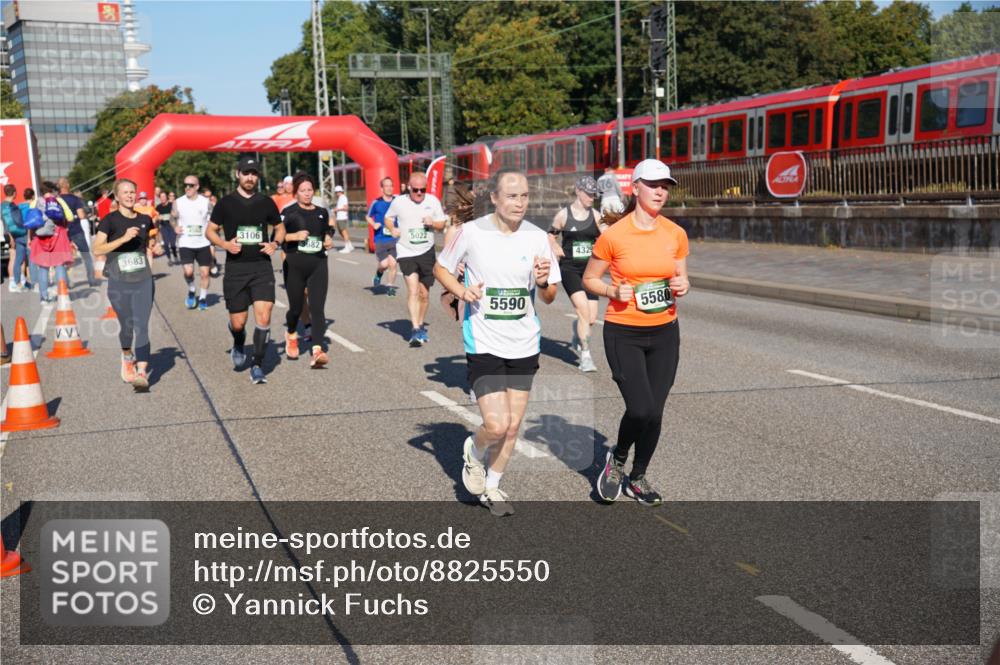 07.09.2025 - BARMER Alsterlauf Yannick Fuchs http://msf.ph/oto/8825550 07.09.2025 09:59:08 Laufen 3683, 3106, 3682, 5022, 5590, 4329, 5580 meine-sportfotos.de