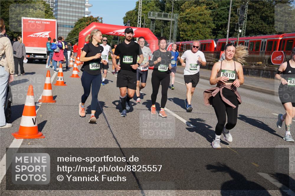 07.09.2025 - BARMER Alsterlauf Yannick Fuchs http://msf.ph/oto/8825557 07.09.2025 09:59:09 Laufen 3683, 4562, 3106, 3225, 5221, 5022, 3682, 5810, 432 meine-sportfotos.de