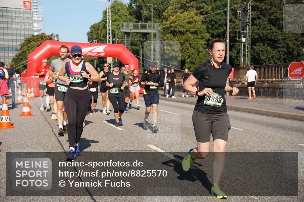 07.09.2025 - BARMER Alsterlauf Yannick Fuchs http://msf.ph/oto/8825570 07.09.2025 09:59:19 Laufen 277, 4975, 4278, 3506, 5845, 8888 meine-sportfotos.de