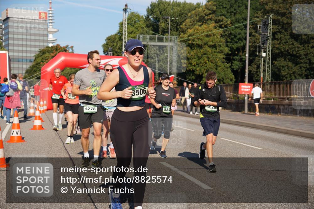07.09.2025 - BARMER Alsterlauf Yannick Fuchs http://msf.ph/oto/8825574 07.09.2025 09:59:20 Laufen 4973, 4278, 3506, 584, 5626 meine-sportfotos.de