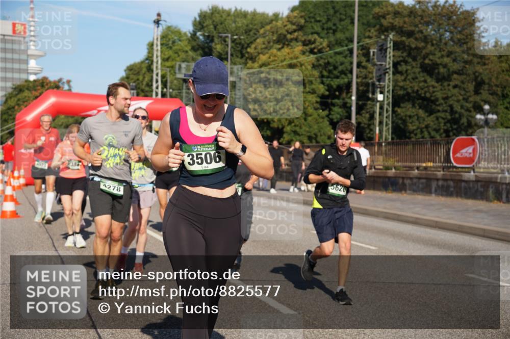 07.09.2025 - BARMER Alsterlauf Yannick Fuchs http://msf.ph/oto/8825577 07.09.2025 09:59:21 Laufen 4278, 36, 3506, 5626 meine-sportfotos.de