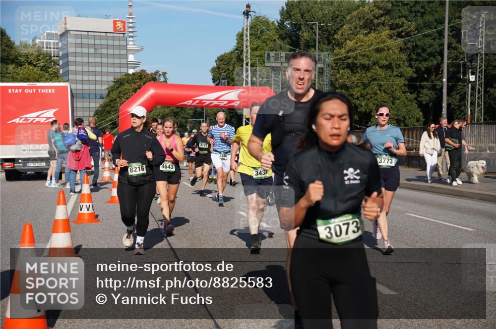 07.09.2025 - BARMER Alsterlauf Yannick Fuchs http://msf.ph/oto/8825583 07.09.2025 09:59:29 Laufen 1, 8216, 4643, 4172, 0, 3433, 3773, 3073 meine-sportfotos.de