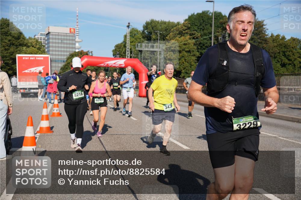 07.09.2025 - BARMER Alsterlauf Yannick Fuchs http://msf.ph/oto/8825584 07.09.2025 09:59:30 Laufen 8216, 4643, 343, 36, 3229 meine-sportfotos.de