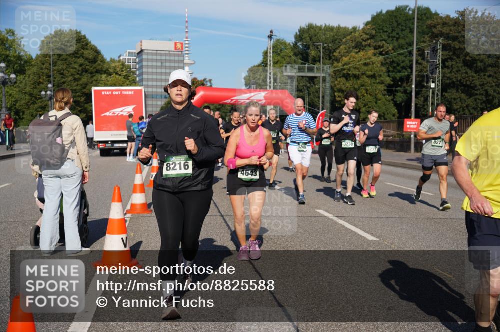 07.09.2025 - BARMER Alsterlauf Yannick Fuchs http://msf.ph/oto/8825588 07.09.2025 09:59:31 Laufen 8216, 4643, 3238, 3237, 8271 meine-sportfotos.de