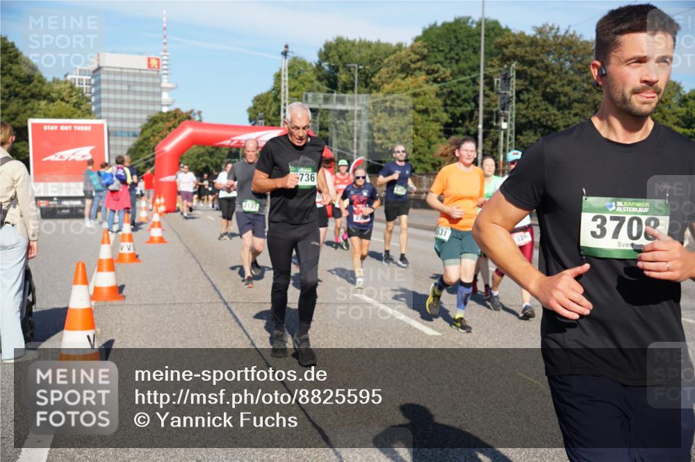 07.09.2025 - BARMER Alsterlauf Yannick Fuchs http://msf.ph/oto/8825595 07.09.2025 09:59:36 Laufen 736, 2326, 36, 3708 meine-sportfotos.de