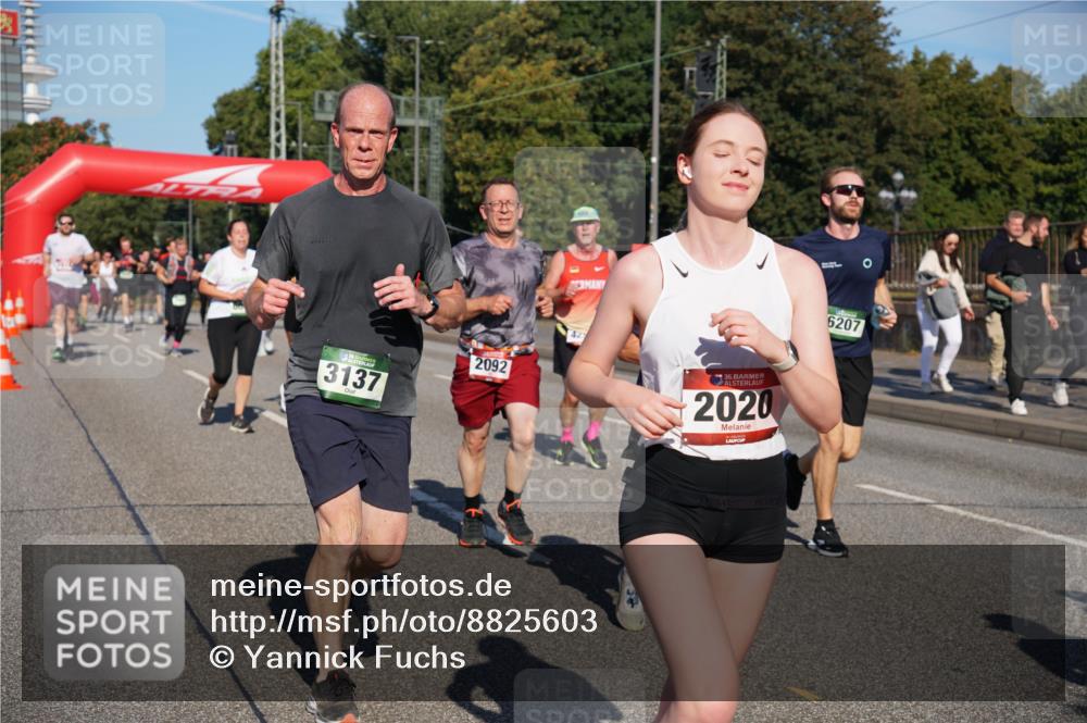 07.09.2025 - BARMER Alsterlauf Yannick Fuchs http://msf.ph/oto/8825603 07.09.2025 09:59:38 Laufen 3137, 2092, 42, 36, 2020, 6207 meine-sportfotos.de