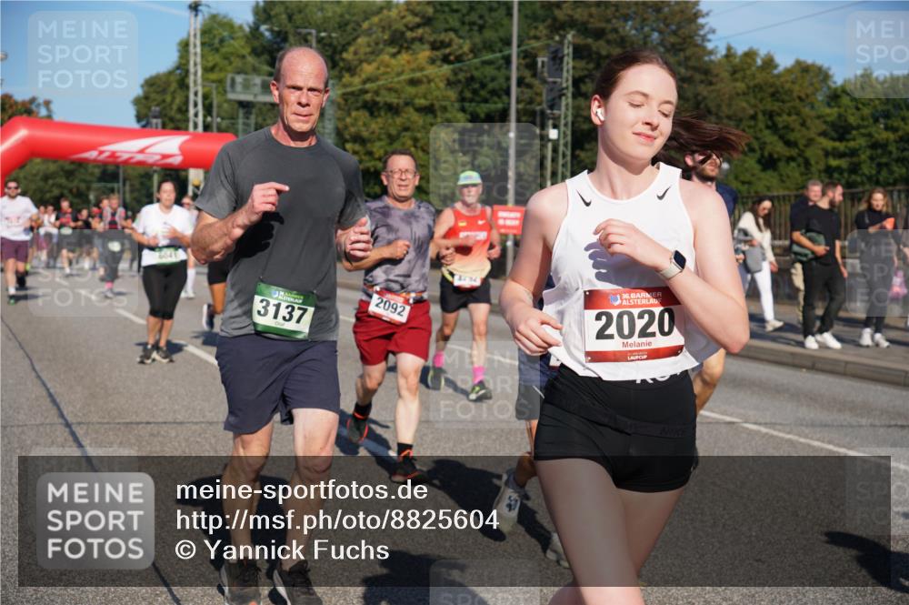 07.09.2025 - BARMER Alsterlauf Yannick Fuchs http://msf.ph/oto/8825604 07.09.2025 09:59:38 Laufen 3137, 2092, 4734, 10, 36, 2020 meine-sportfotos.de