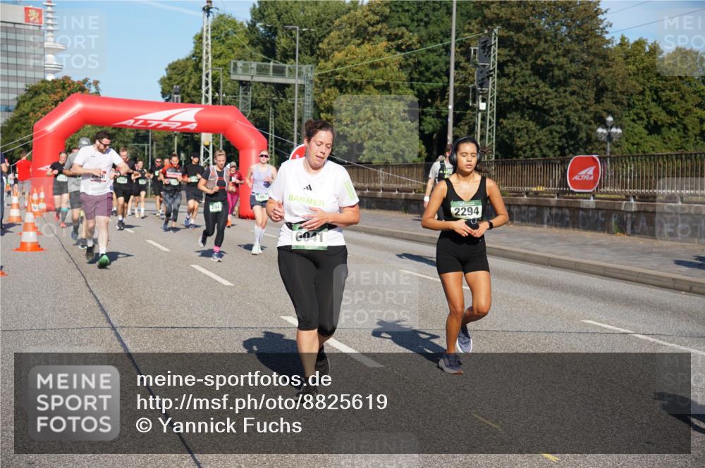 07.09.2025 - BARMER Alsterlauf Yannick Fuchs http://msf.ph/oto/8825619 07.09.2025 09:59:41 Laufen 2947, 2294 meine-sportfotos.de