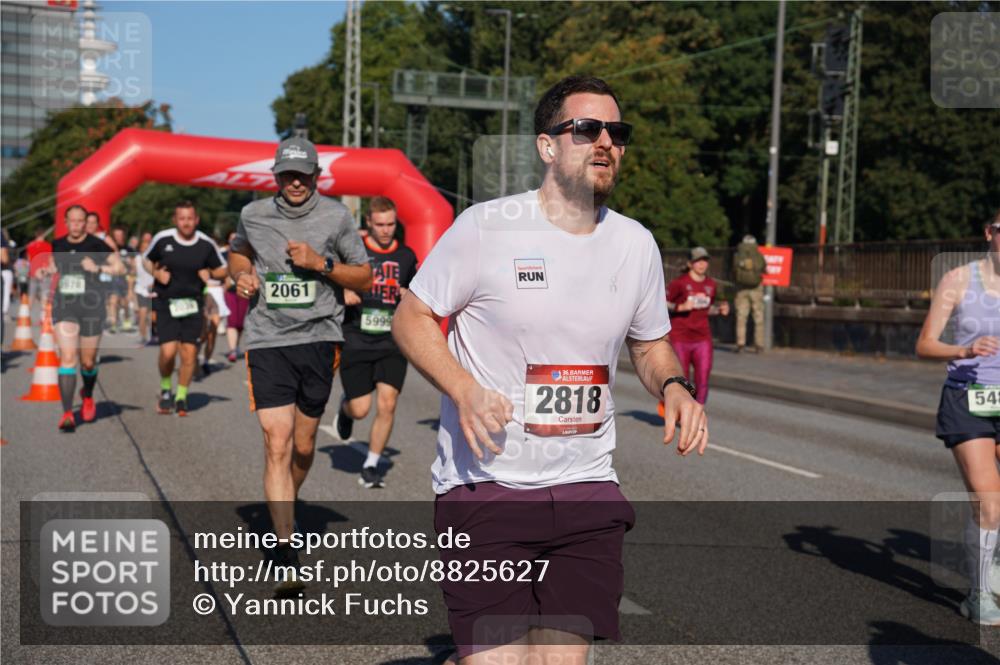 07.09.2025 - BARMER Alsterlauf Yannick Fuchs http://msf.ph/oto/8825627 07.09.2025 09:59:45 Laufen 2061, 5999, 36, 2818, 548 meine-sportfotos.de