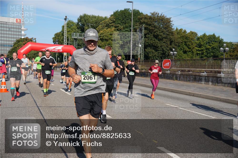 07.09.2025 - BARMER Alsterlauf Yannick Fuchs http://msf.ph/oto/8825633 07.09.2025 09:59:46 Laufen 3978, 2039, 4180, 2061, 2304 meine-sportfotos.de