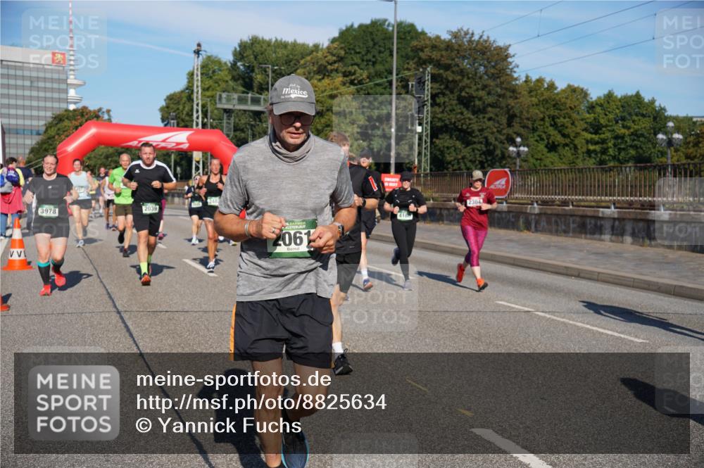 07.09.2025 - BARMER Alsterlauf Yannick Fuchs http://msf.ph/oto/8825634 07.09.2025 09:59:46 Laufen 3978, 2039, 1530, 6, 2061, 418, 2304 meine-sportfotos.de