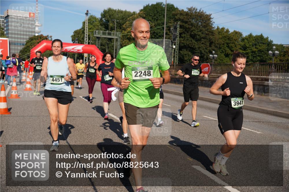 07.09.2025 - BARMER Alsterlauf Yannick Fuchs http://msf.ph/oto/8825643 07.09.2025 09:59:51 Laufen 4451, 2814, 3095, 36, 2248, 2046, 3941 meine-sportfotos.de