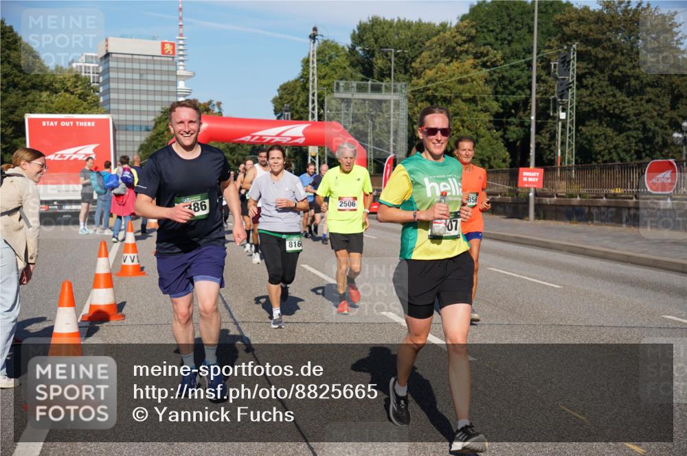 07.09.2025 - BARMER Alsterlauf Yannick Fuchs http://msf.ph/oto/8825665 07.09.2025 09:59:57 Laufen 86, 816, 2506, 07, 856 meine-sportfotos.de