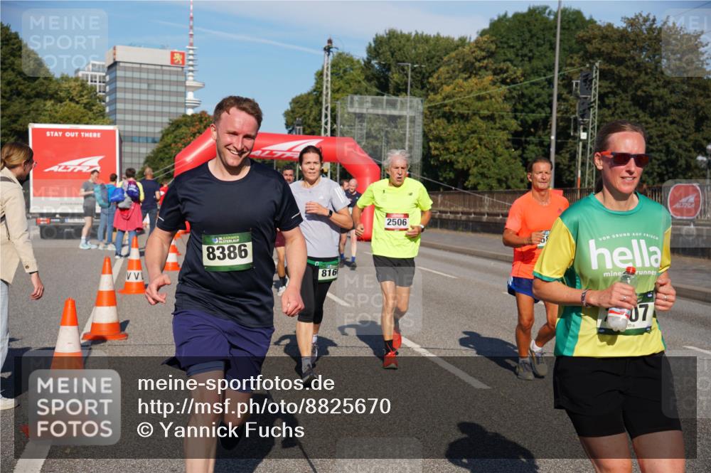 07.09.2025 - BARMER Alsterlauf Yannick Fuchs http://msf.ph/oto/8825670 07.09.2025 09:59:57 Laufen 136, 8386, 816, 2506, 07 meine-sportfotos.de