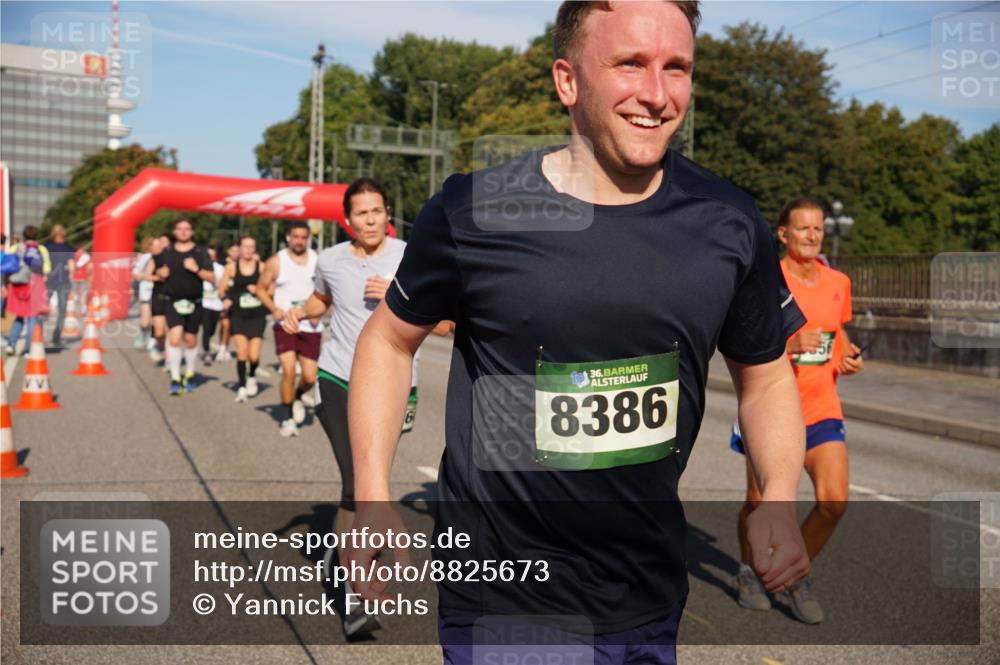07.09.2025 - BARMER Alsterlauf Yannick Fuchs http://msf.ph/oto/8825673 07.09.2025 09:59:58 Laufen 36, 8386 meine-sportfotos.de