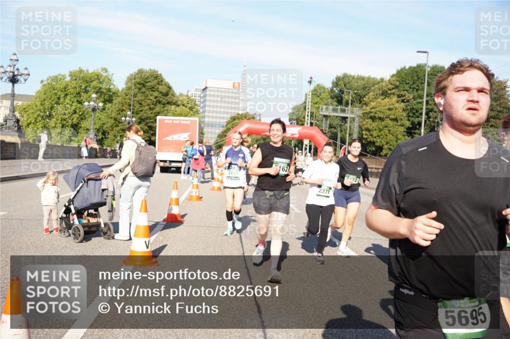 07.09.2025 - BARMER Alsterlauf Yannick Fuchs http://msf.ph/oto/8825691 07.09.2025 10:00:03 Laufen 4117, 162, 2371, 72, 5695 meine-sportfotos.de