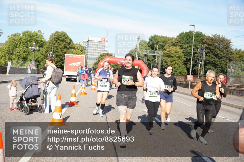 07.09.2025 - BARMER Alsterlauf Yannick Fuchs http://msf.ph/oto/8825693 07.09.2025 10:00:03 Laufen 4117, 51, 5162, 2371, 172, 3745 meine-sportfotos.de