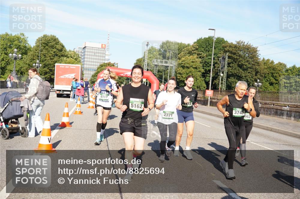 07.09.2025 - BARMER Alsterlauf Yannick Fuchs http://msf.ph/oto/8825694 07.09.2025 10:00:03 Laufen 4117, 5162, 5162, 2371, 172, 3745, 662 meine-sportfotos.de