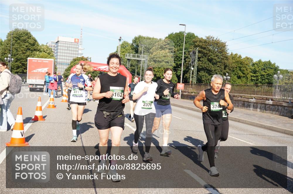 07.09.2025 - BARMER Alsterlauf Yannick Fuchs http://msf.ph/oto/8825695 07.09.2025 10:00:03 Laufen 4117, 5162, 162, 2371, 3745 meine-sportfotos.de