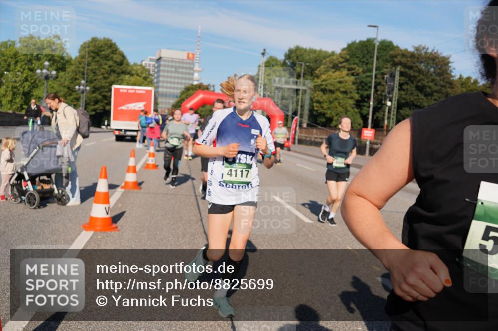 07.09.2025 - BARMER Alsterlauf Yannick Fuchs http://msf.ph/oto/8825699 07.09.2025 10:00:05 Laufen 4117, 5 meine-sportfotos.de