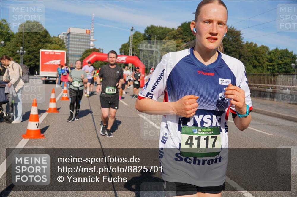 07.09.2025 - BARMER Alsterlauf Yannick Fuchs http://msf.ph/oto/8825701 07.09.2025 10:00:05 Laufen 3519, 10, 36, 4117 meine-sportfotos.de